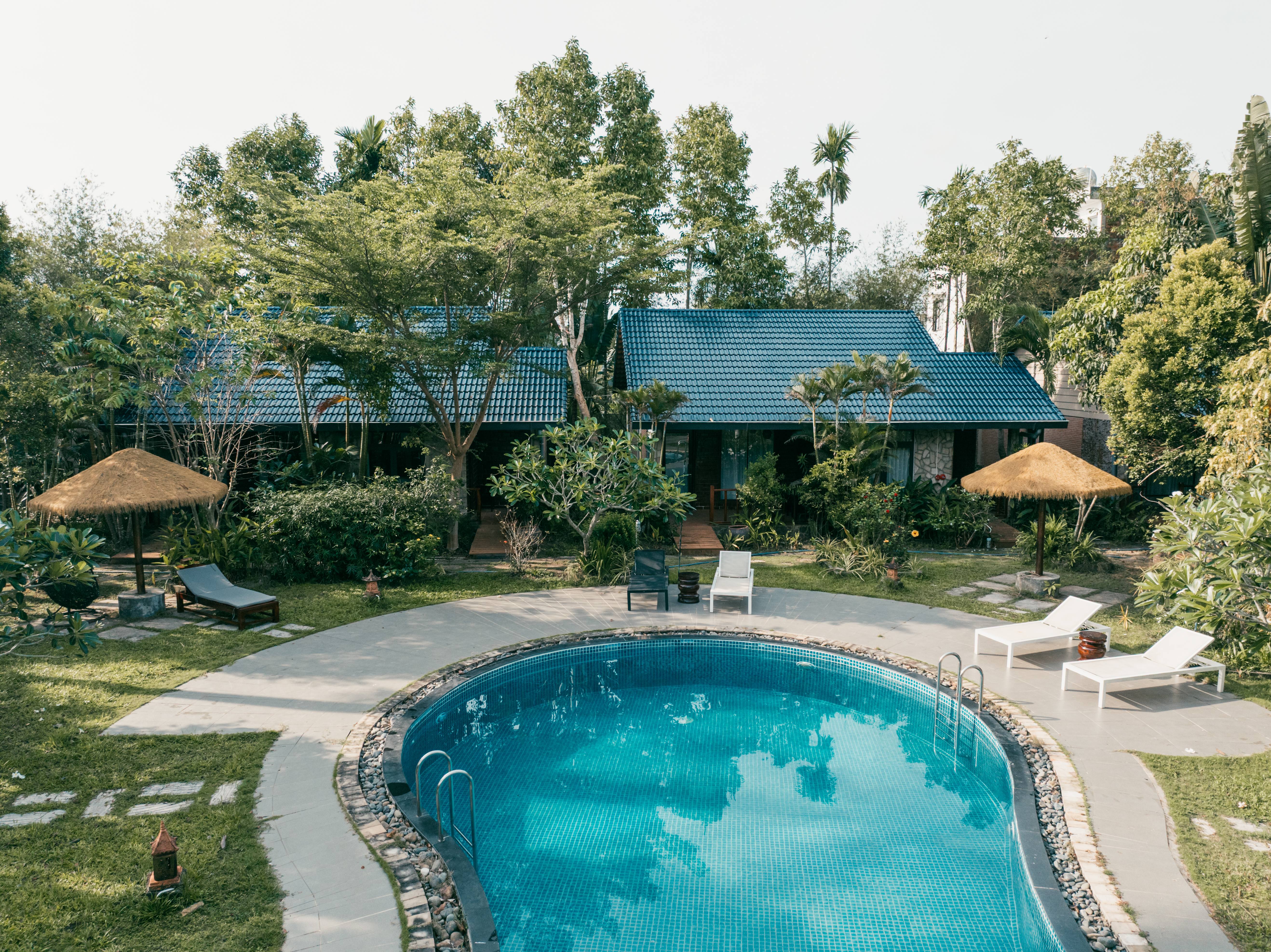 Bungalow Pool View
